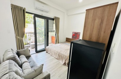 Studio apartmemt for rent with balcony on Duong Ba Trac street