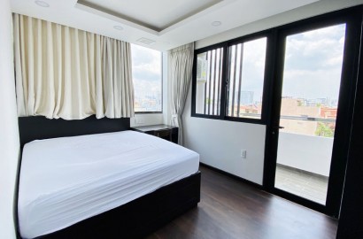 Cho thuê căn hộ áp mái 1 phòng ngủ đường Nguyễn Duy