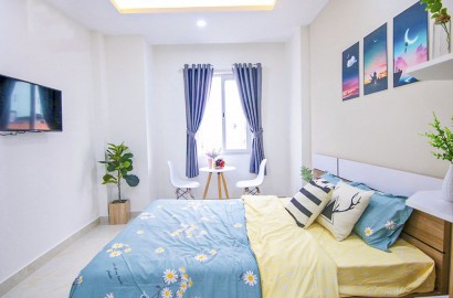 Studio apartmemt with bright window in Phu Nhuan District