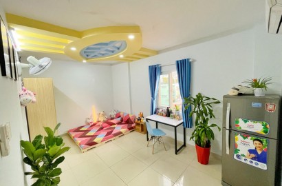 Cho thuê căn hộ studio mới, có ánh sáng tự nhiên đường Nguyễn Kiệm