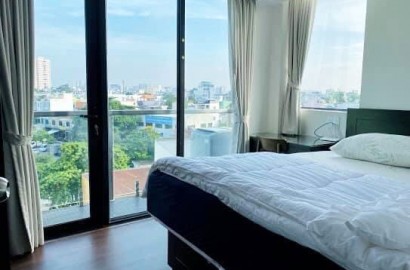 Modern 1 bedrooom apartment with nice view in District 3
