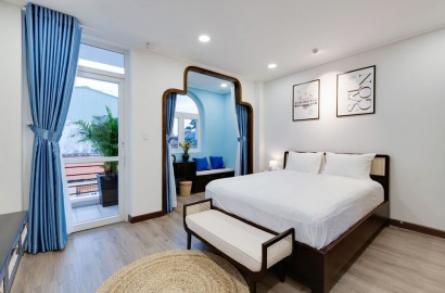 Cho thuê căn hộ 1 phòng ngủ đẹp thoáng có ban công đường Nguyễn Phi Khanh