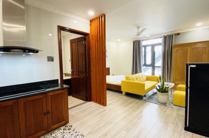 Cho thuê căn hộ studio rộng rãi, lịch sự đường Nguyễn Văn Thương
