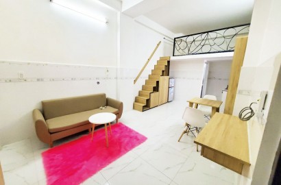 Loft studio apartment for rent on Cong Hoa street