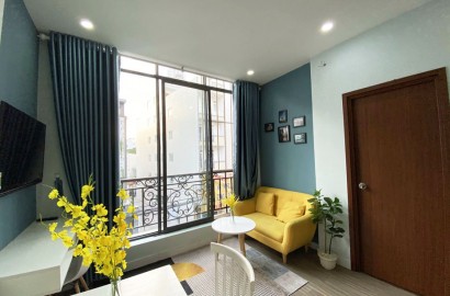 Bright 2 bedrooms apartment near Tan Son Nhat airport