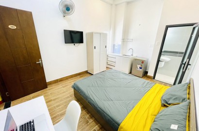 Mini apartment with cool windows on Nguyen Dinh Chieu street