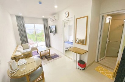 Comfortable 1 bedroom with airy balcony near Dien Bien Phu bridge
