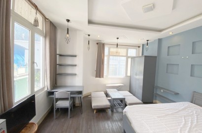 Studio apartment with large window, lots of natural light on Pham Viet Chanh street