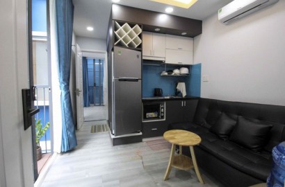 1 bedroom serviced apartment with balcony, private washing machine in the center of District 1