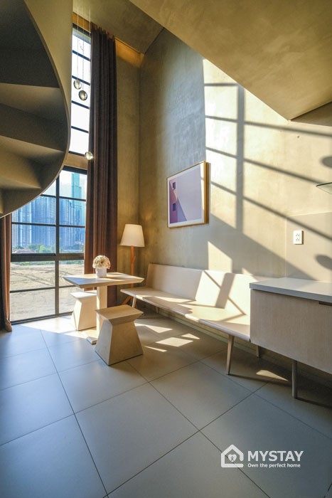 Cho thuê căn hộ Duplex 1 phòng ngủ, đầy đủ nội thất, tràn ngập ánh sáng tự nhiên khu Bình An