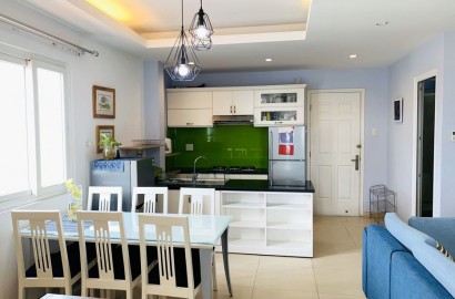 2 bedroom apartment on Nguyen Ba Huan street