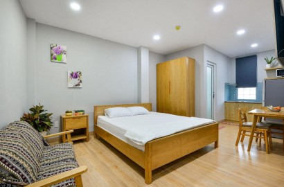Cozy and comfortable serviced apartment Le Van Sy