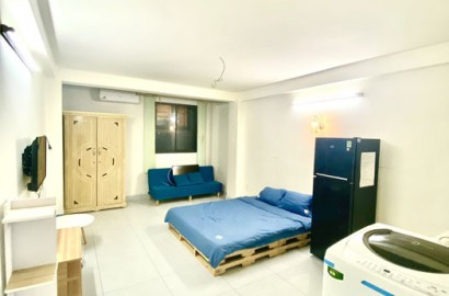 Serviced apartment, private washing machine near Bay Hien intersection