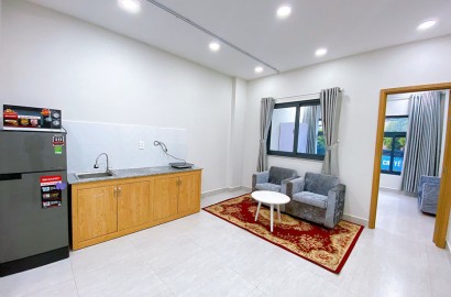 1 bedroom apartment, big window on Hoang Dieu street