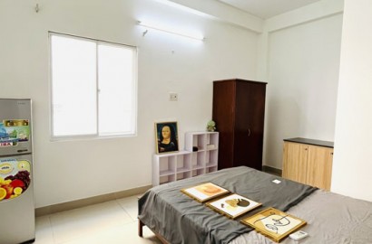 Serviced apartment with window in Trung Son area