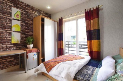 Serviced apartment with balcony on Phan Dang Luu street