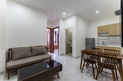 2 bedroom apartment with lots of light on Nguyen Canh Di street