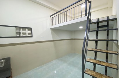 Apartment for rent with loft on No Trang Long street