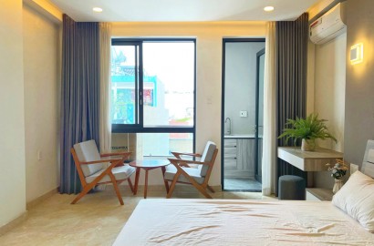 Serviced apartmemt for rent with balcony on Nguyen Tri Phuong street