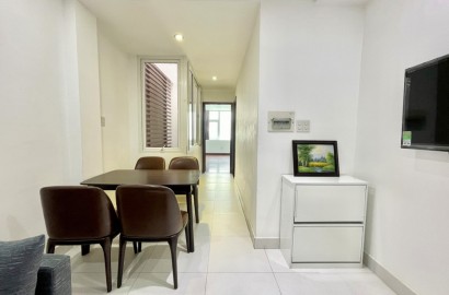 Wooden floor 2 Bedrooms serviced apartment with fully furnished on Nguyen Binh Khiem street