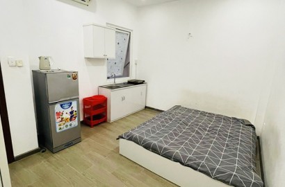 Cho thuê căn hộ 2 phòng ngủ đường Huỳnh Văn Bánh