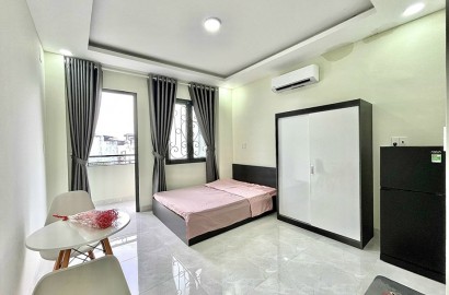 Cho thuê căn hộ dịch vụ ban công Đường số 30 - Nguyễn Oanh