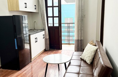 1 bedroom apartment for rent with balcony on Nguyen Kiem street