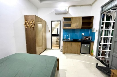 Ground floor serviced apartment near Cong Ly bridge
