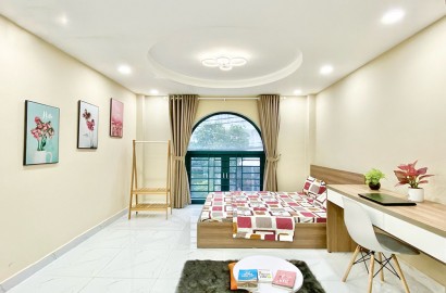 Serviced apartment with window on 25th street - Tan Quy
