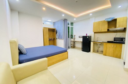 Ground floor serviced apartment, with its own washing machine near Hang Xanh intersection