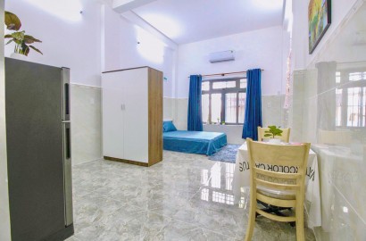 Large serviced apartment, big window on Cam Ba Thuoc street