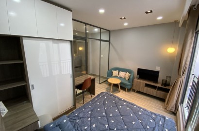 1 bedroom fully furnished apartment on Ho Van Hue street