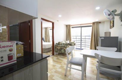 1 bedroom apartment with lots of light on Yen The street