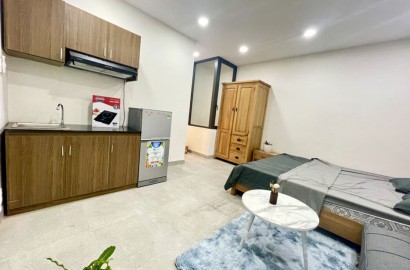 Comfortable, quiet studio apartment on Mac Dinh Chi street