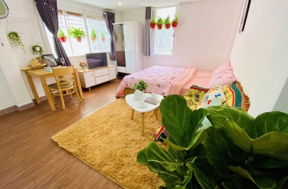 Nice serviced apartment with own washing machine on Nguyen Huu Canh street