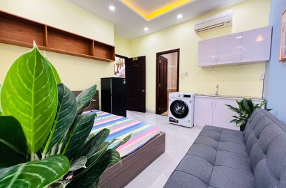 Serviced apartment with 2 beds, separate washing machine on Phung Van Cung street