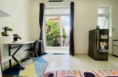 Serviced apartment with balcony near Thong Nhat hospital