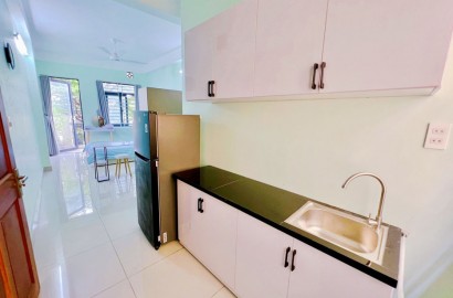 Serviced apartment with balcony near Lang Cha Ca roundabout