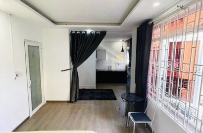 Studio apartment with glass windows on Huynh Van Banh street