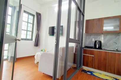 1 bedroom apartment with balcony, private washing machine on Dien Bien Phu street