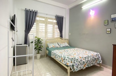 Mini apartment with big window on Tran Hung Dao street