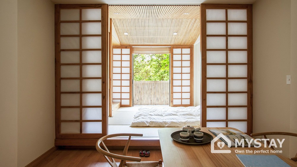 Cho thuê căn hộ 2 phòng ngủ có ban công, phong cách Nhật Bản tại Quận 3