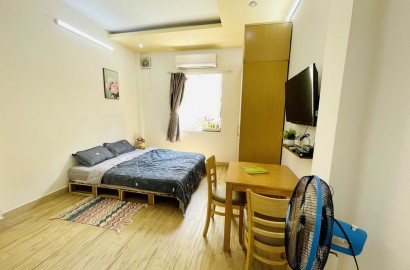Lovely studio apartment, with its own washing machine on Nguyen Huu Canh street