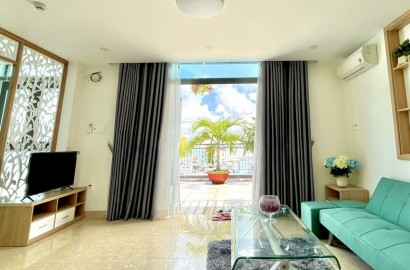 Penthouse with 2 bedrooms, with green balcony on Binh Gia street