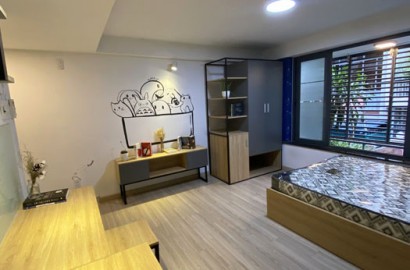 Serviced apartment with window on Thich Quang Duc street