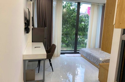 Cho thuê căn hộ dịch vụ có ban công gần Aeon Mall quận Bình Tân