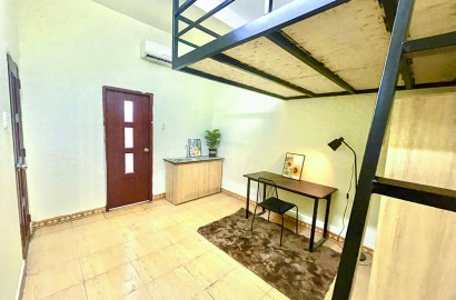 Duplex for rent on Cong Hoa Road near Hoang Hoa Tham Market