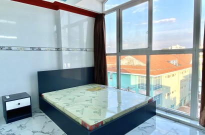 Penthouse with 2 bedrooms on Nguyen Van Cong street