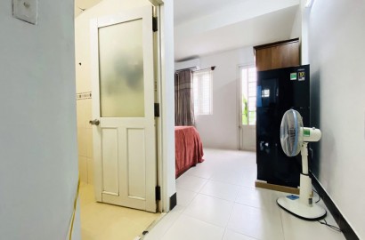 1 Bedroom apartment for rent on Vo Van Kiet road in District 1