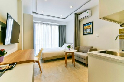 Serviced apartment with balcony on Nguyen Trai street